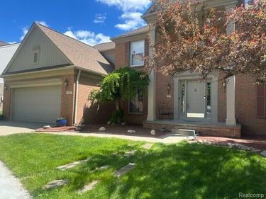 1853 Midchester Drive, West Bloomfield Twp, MI 48324