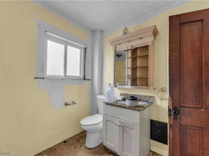 345 12th Street, Elyria, OH 44035 Photo 16