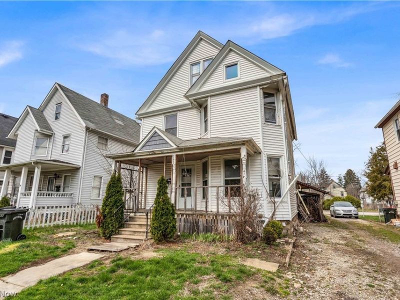 345 12th Street, Elyria, OH 44035 Photo 2