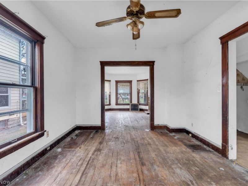 345 12th Street, Elyria, OH 44035 Photo 5