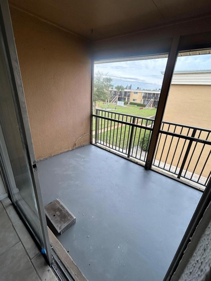 1000 Lake Of The Woods Boulevard , Unit 205H, Fern Park, FL 32730 Photo