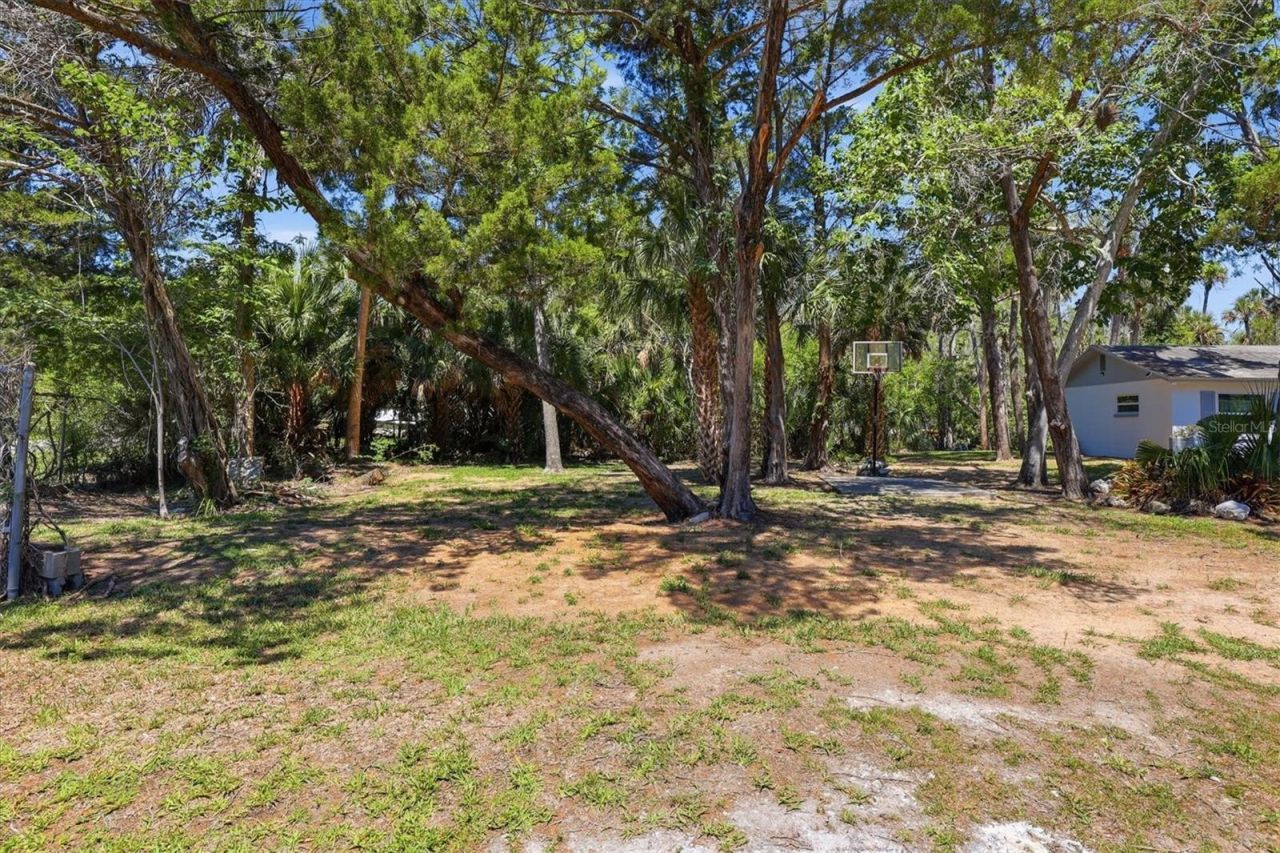 6240 Colony Circle , Weeki Wachee, FL 34607 Photo