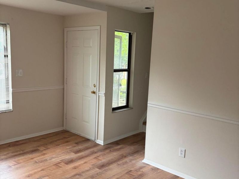 4760 Ransey , Columbus, OH 43230 Photo 2