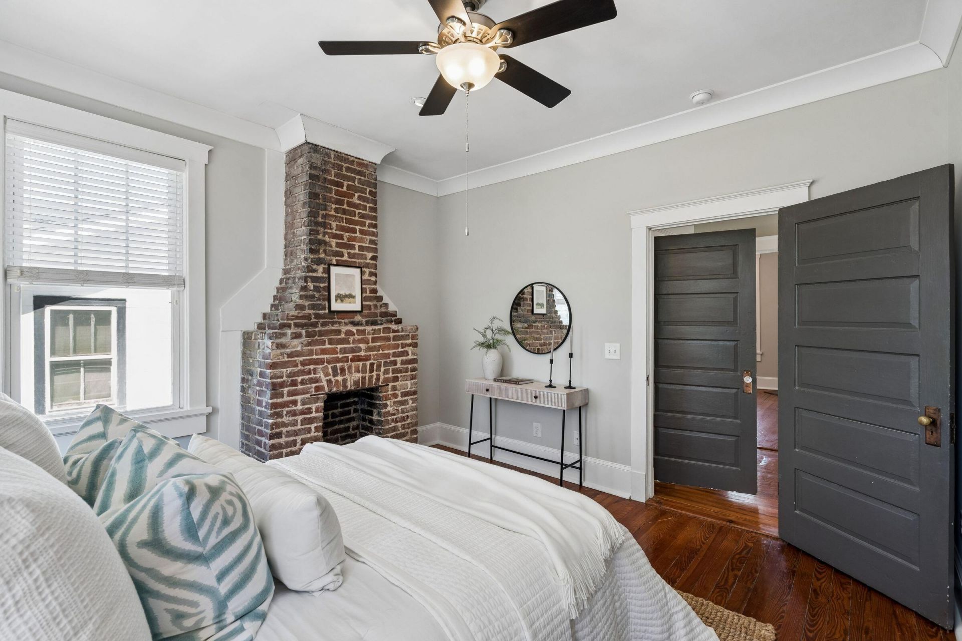60 Cypress Street Photo 43