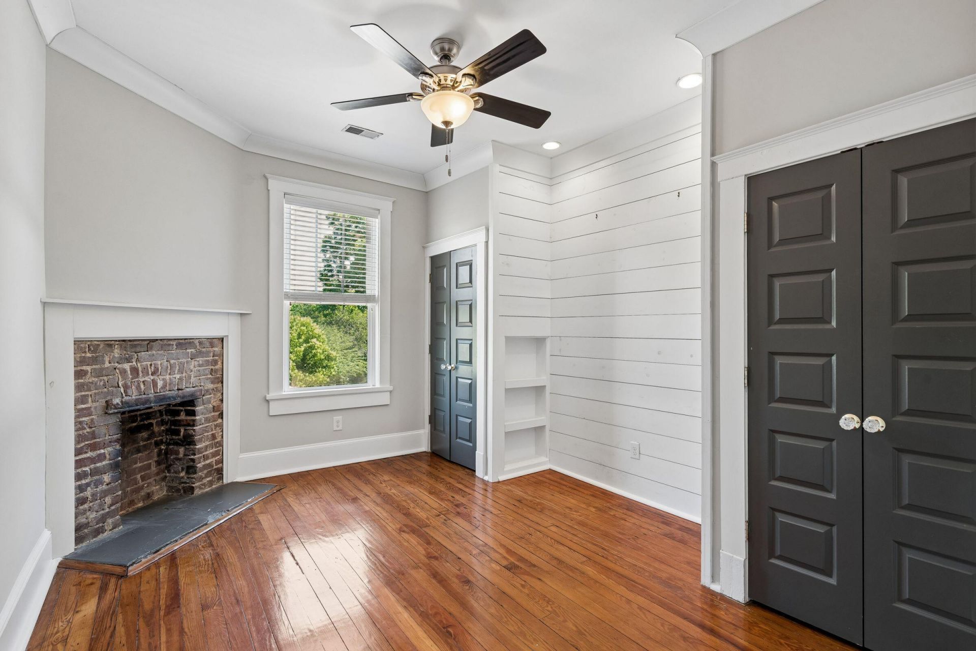 60 Cypress Street Photo 48