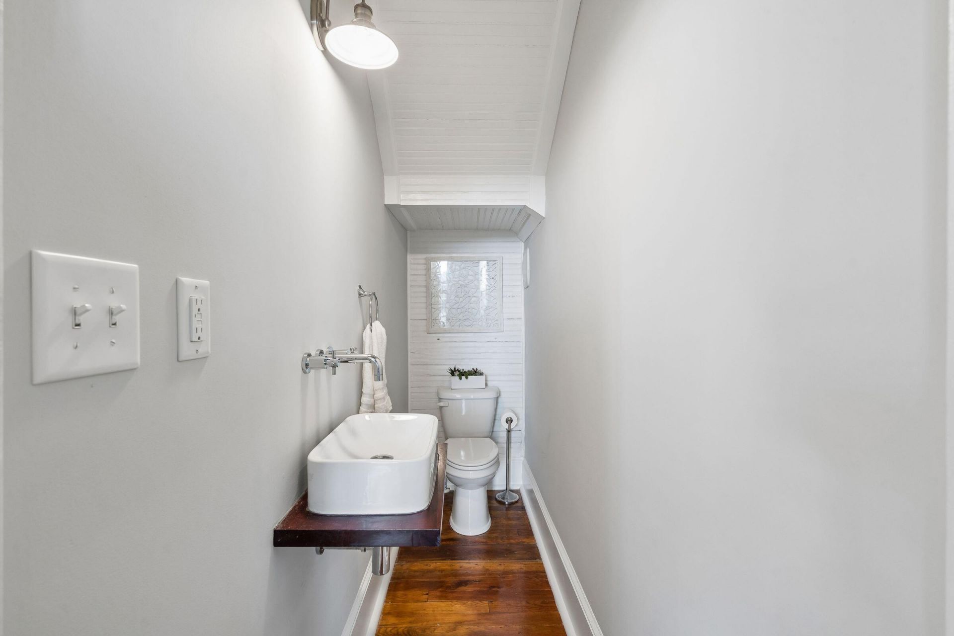 60 Cypress Street Photo 57