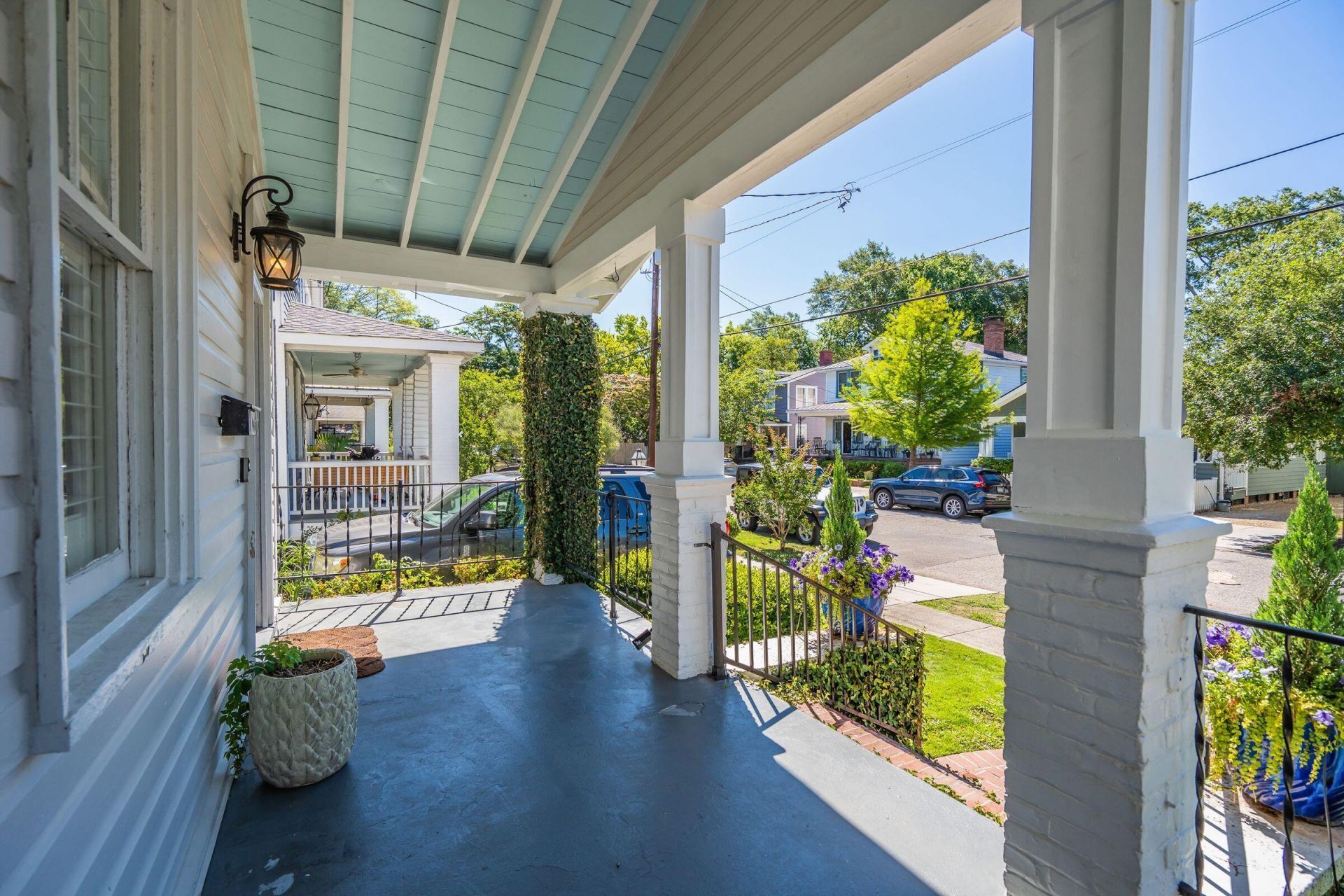 60 Cypress Street Photo 8