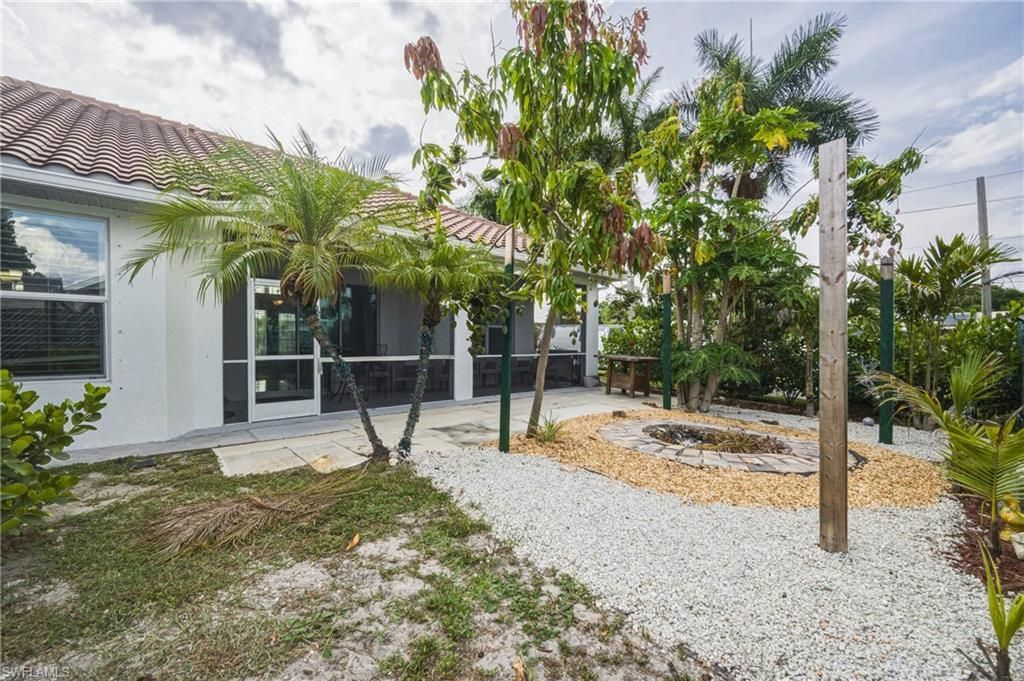 1700 43rd Ter Sw, Naples, FL 34116 Photo