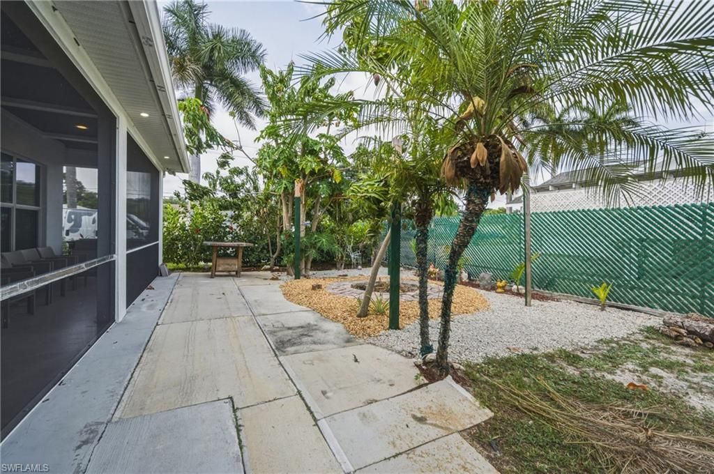 1700 43rd Ter Sw, Naples, FL 34116 Photo