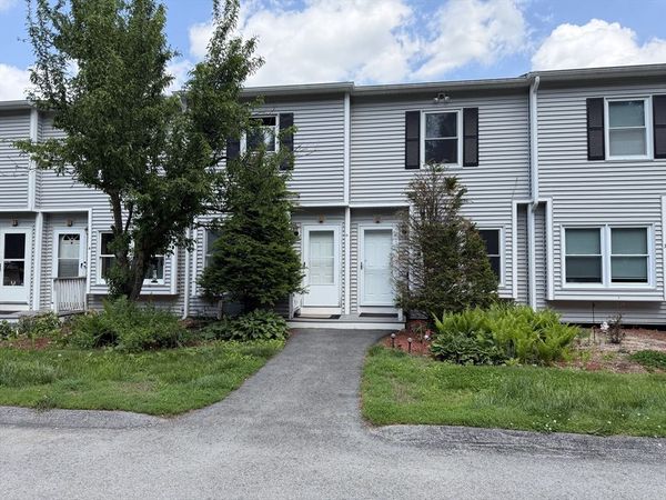 17 Bixby, Unit 5, Spencer, MA 01562