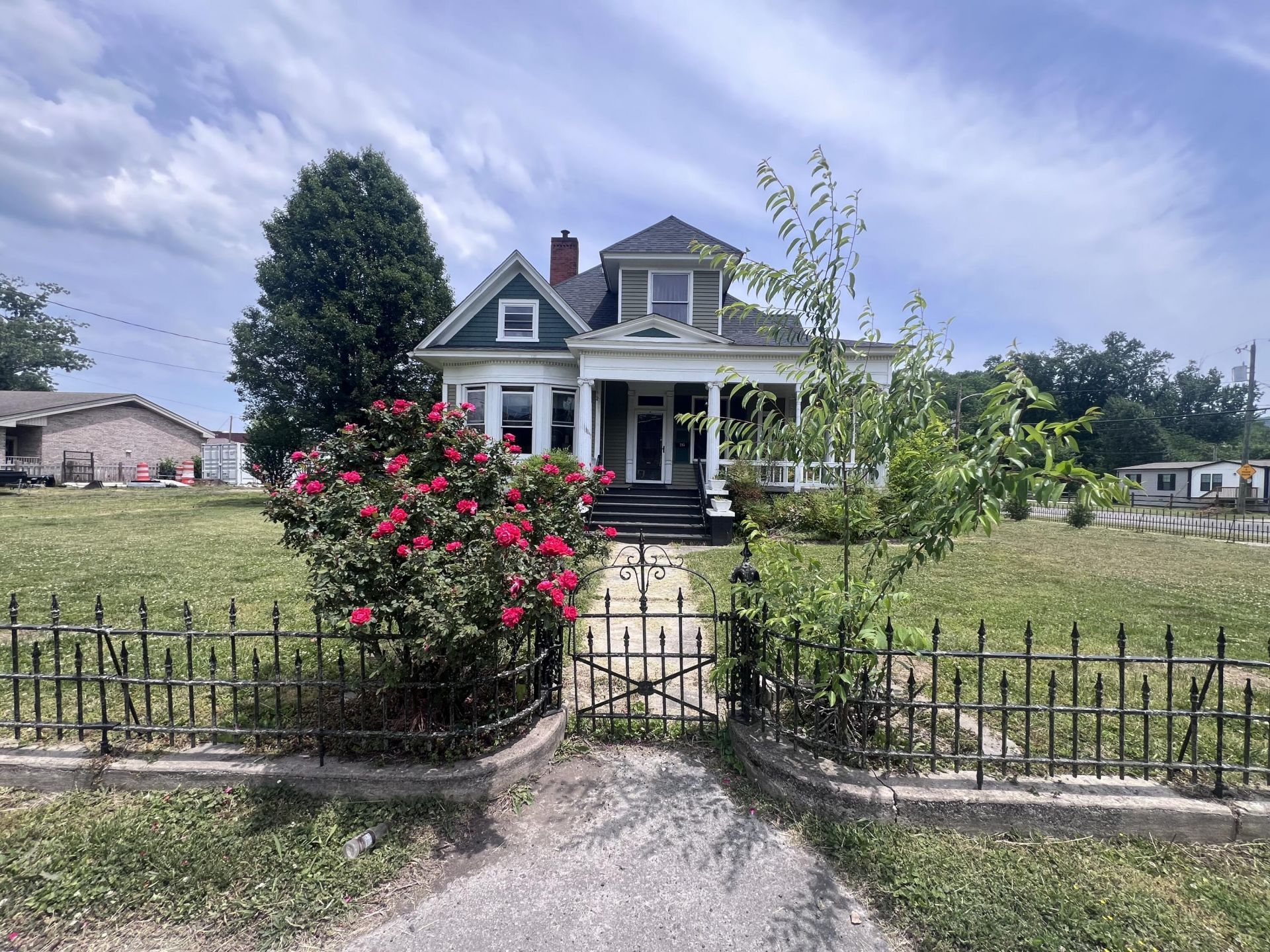 215 S 21st Street, Middlesboro, KY 40965
