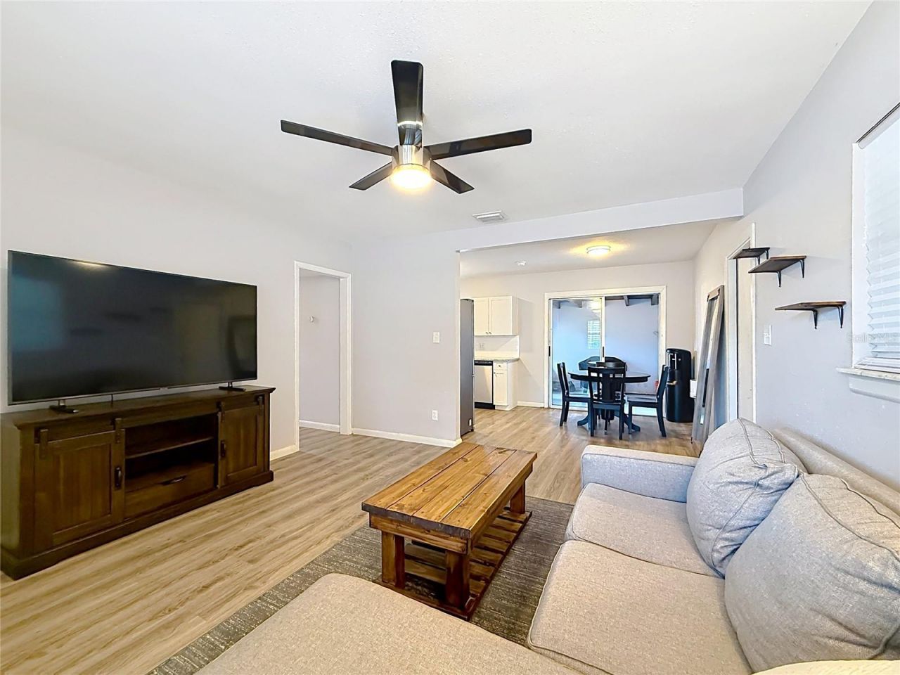 3260 56th Street N, Saint Petersburg, FL 33710 Photo