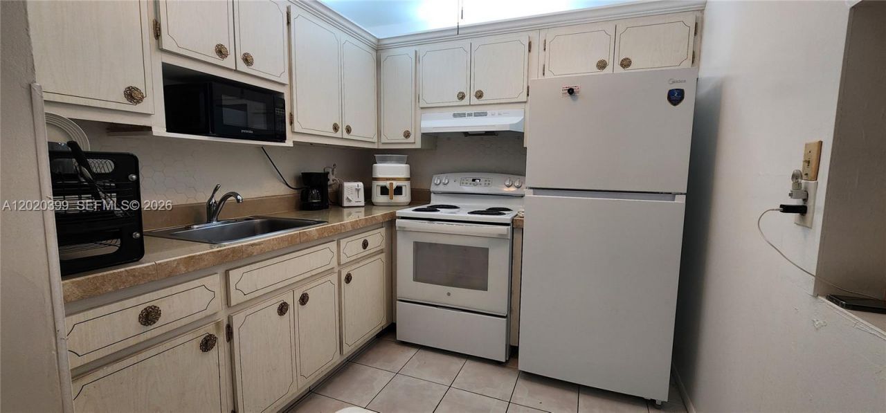 3061 NW 47th Ter , Unit 132C, Lauderdale Lakes, FL 33313 Photo
