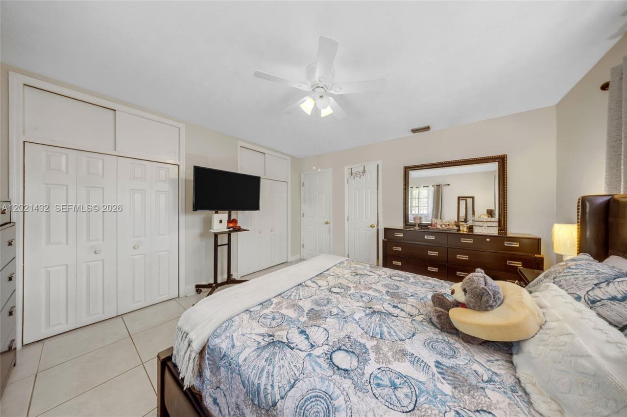 304 SW 68th Ave , Pembroke Pines, FL 33023 Photo