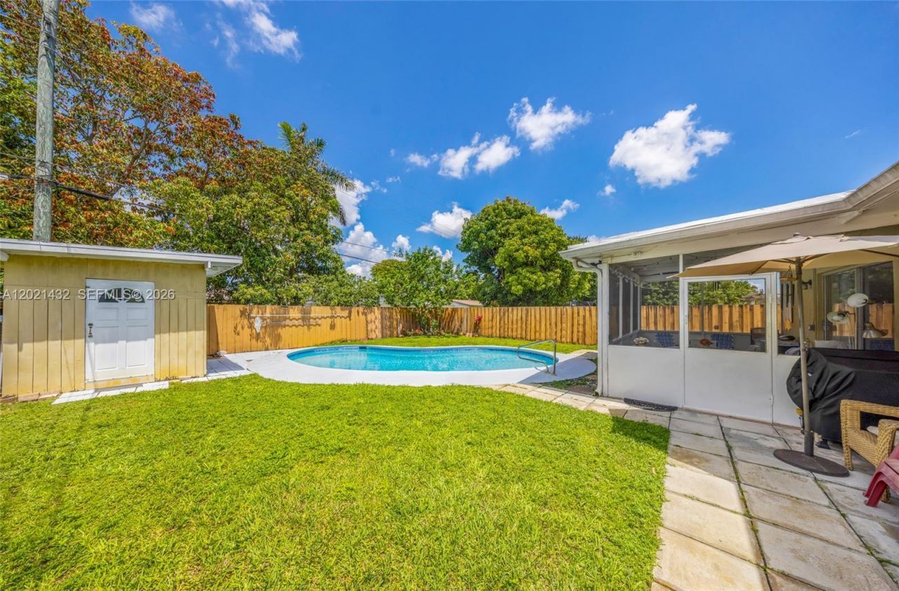 304 SW 68th Ave , Pembroke Pines, FL 33023 Photo