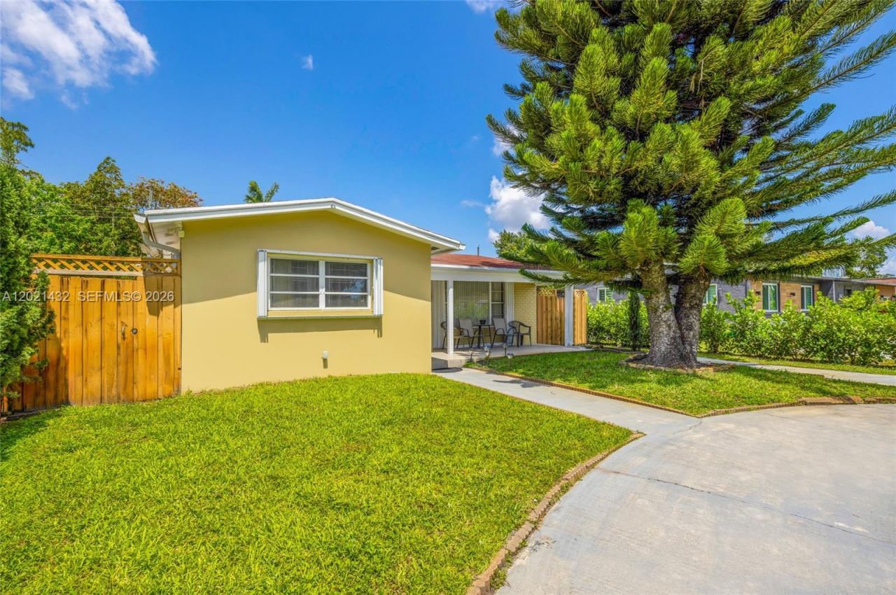304 SW 68th Ave , Pembroke Pines, FL 33023 Photo