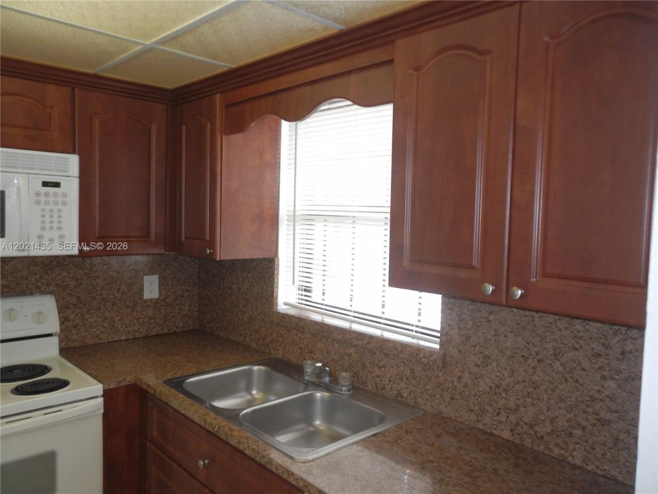6020 Shakerwood Cir, Unit 105, Tamarac, FL 33319 Photo