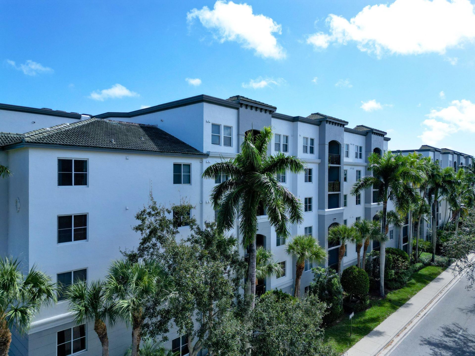 1690 Renaissance Commons Boulevard, Boynton Beach, FL 33426 Photo
