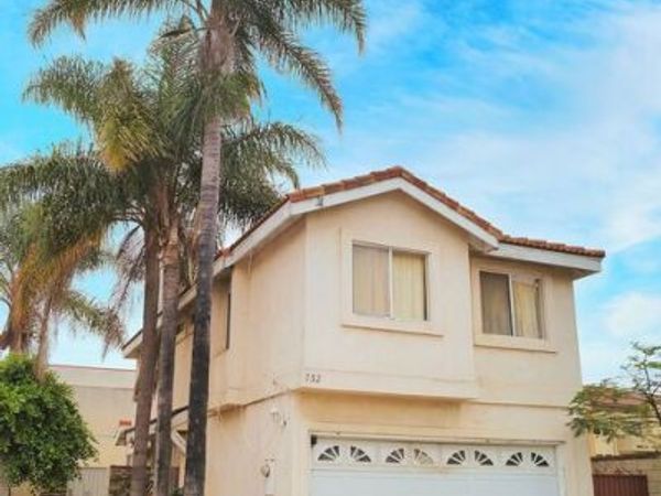 732 N Figueroa Street, Santa Ana, CA 92703