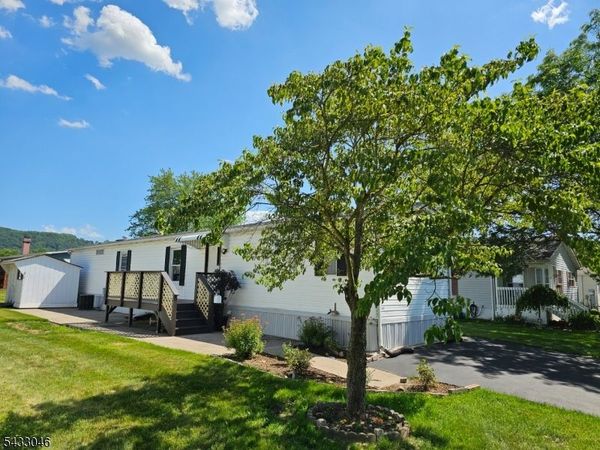 10 Clover Lane, White, NJ 07823