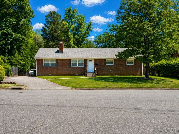 347 Avis Circle , Newport News, VA 23608