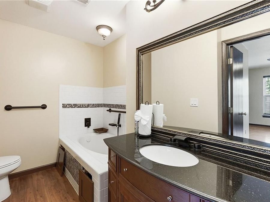 Property Image 27