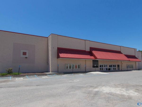 3519 South Broad Street, Scottsboro, AL 35814