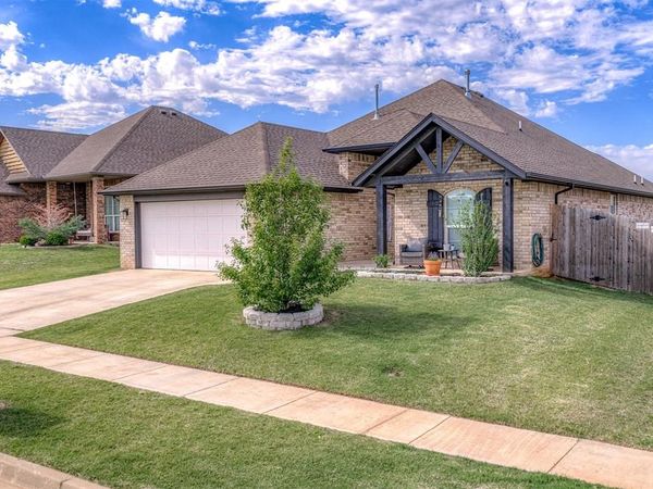 13908 Upper Village Drive, Piedmont, OK 73078
