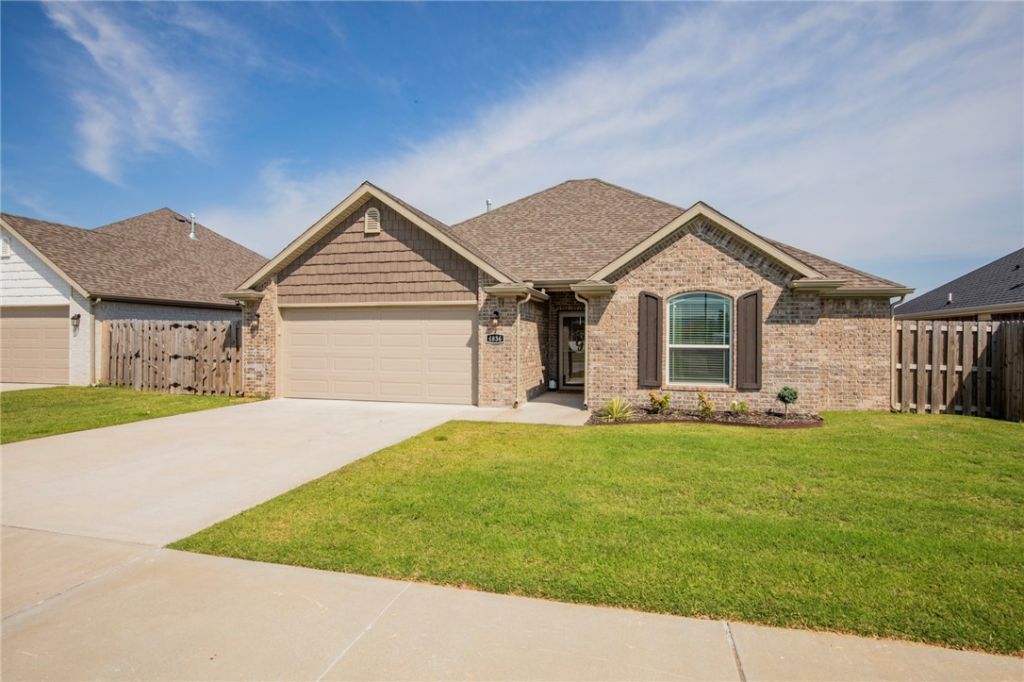 4836 W Monaco Bend, Fayetteville, AR 72704 Main Photo