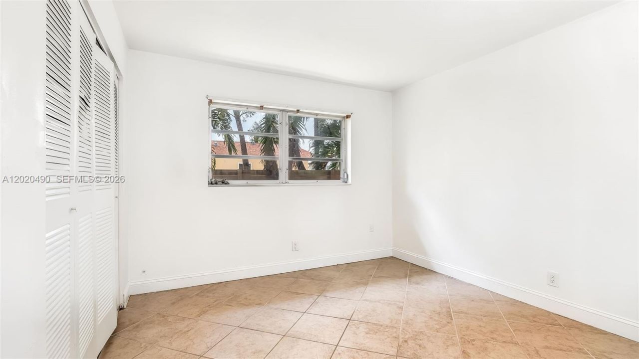500 NW 96th Ter, Pembroke Pines, FL 33024 Photo