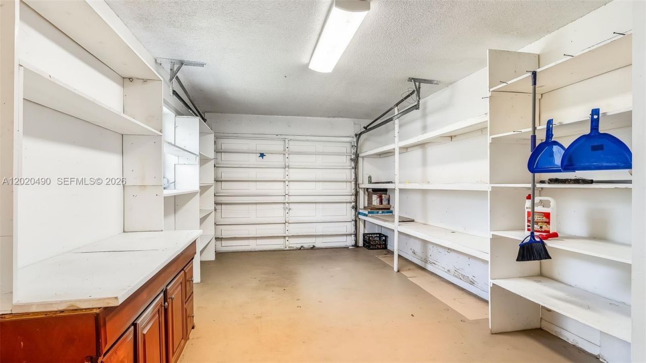 500 NW 96th Ter, Pembroke Pines, FL 33024 Photo