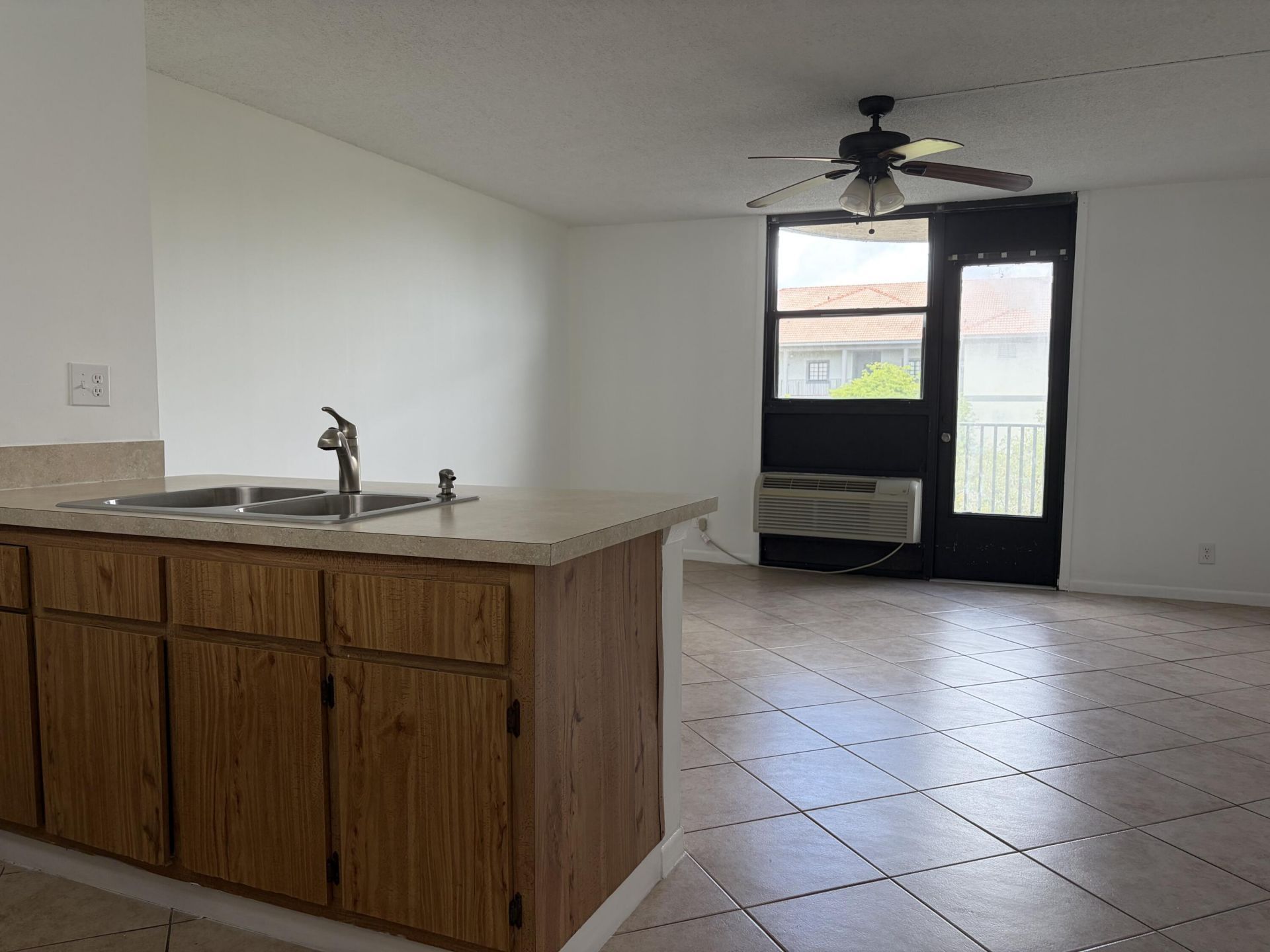 2771 Riverside Drive, Unit 412-a, Coral Springs, FL 33065 Photo