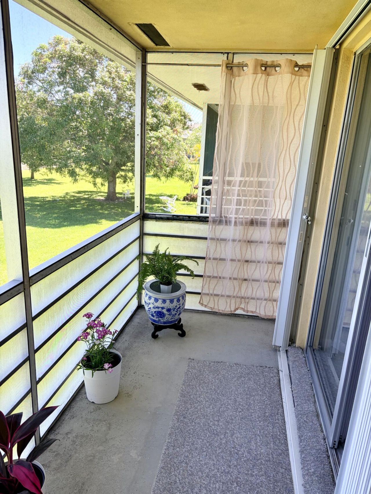 14 Easthampton A, West Palm Beach, FL 33417 Photo