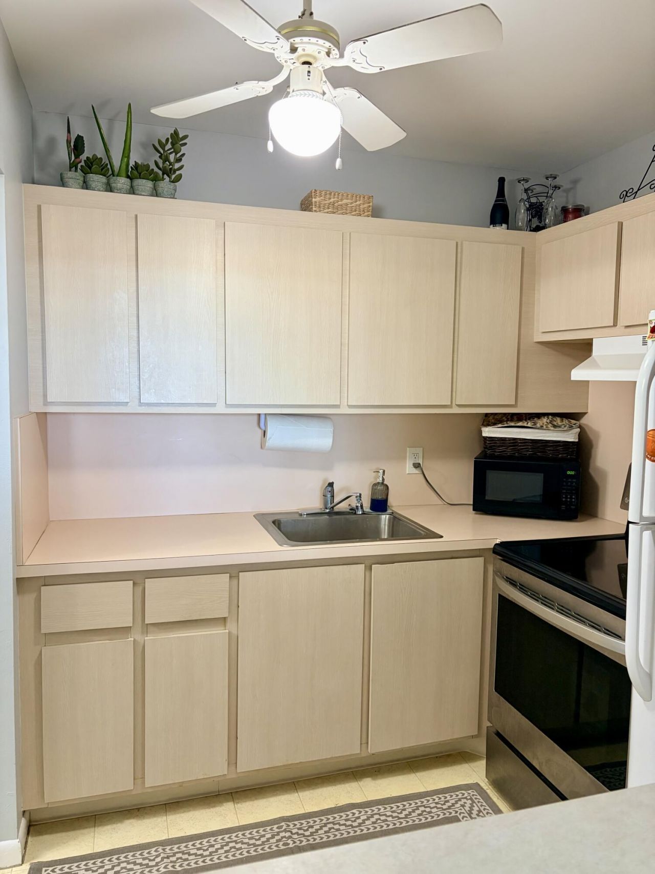 14 Easthampton A, West Palm Beach, FL 33417 Photo