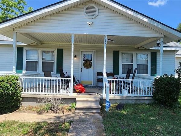 117 Moore Drive , Palestine, TX 75801