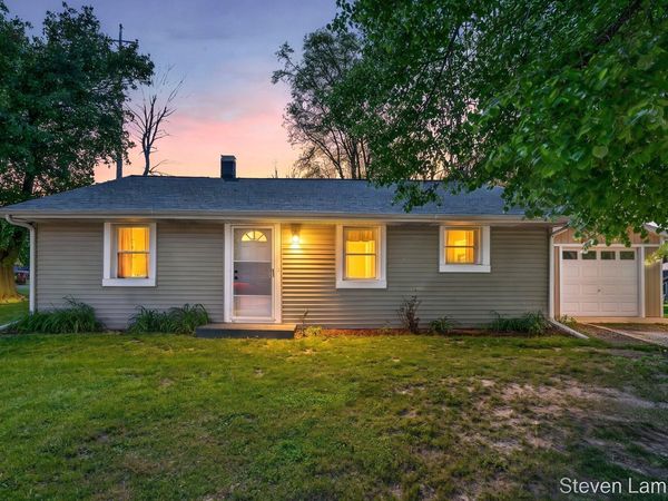 1028 S Hayes Street, Hastings, MI 49058