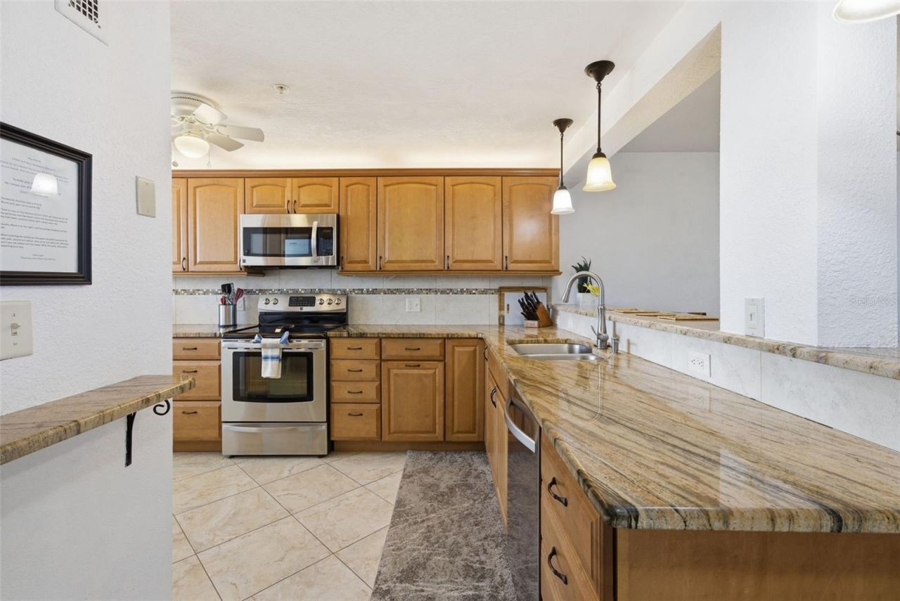17900 Gulf Boulevard, Unit 12C, Redington Shores, FL 33708 Photo