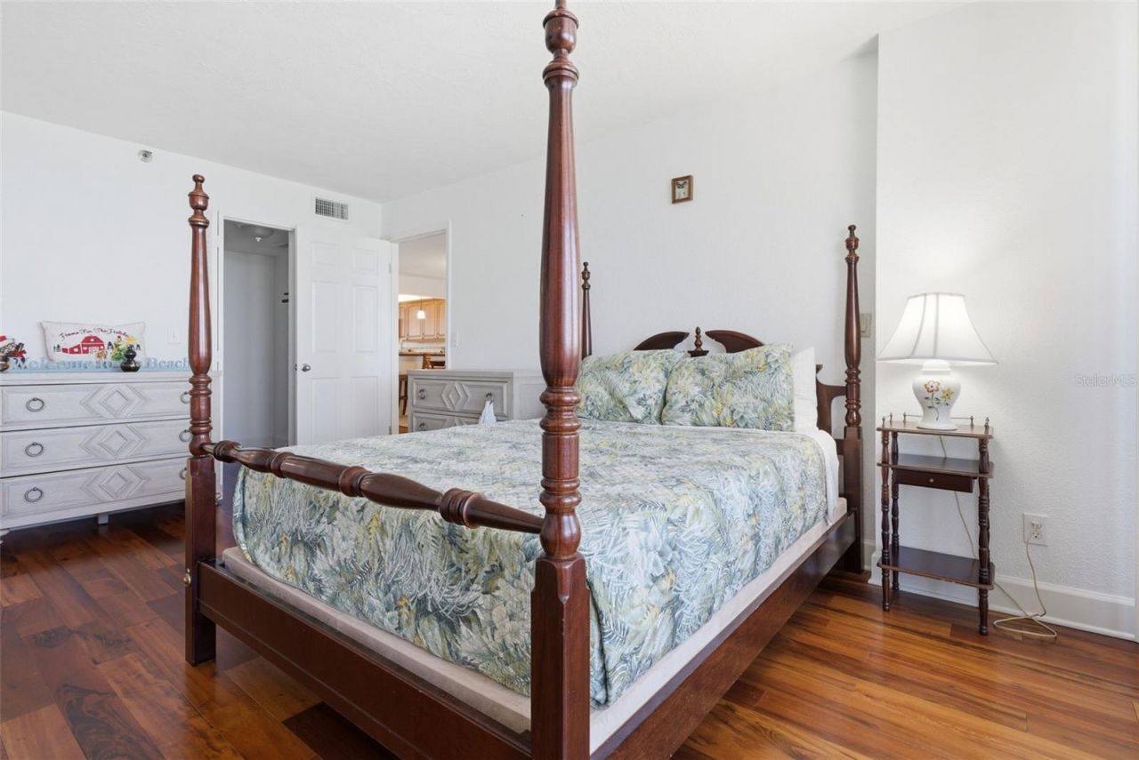 17900 Gulf Boulevard, Unit 12C, Redington Shores, FL 33708 Photo