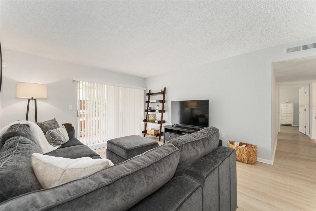 1810 NW 23rd Boulevard , Unit 163, Gainesville, FL 32605 Photo