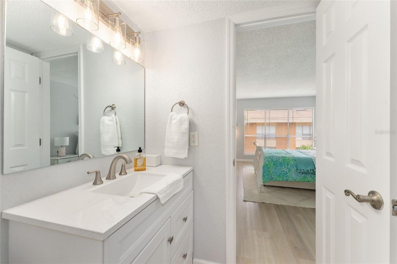 1810 NW 23rd Boulevard , Unit 163, Gainesville, FL 32605 Photo
