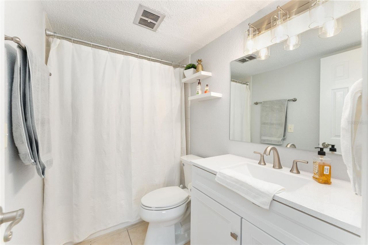 1810 NW 23rd Boulevard , Unit 163, Gainesville, FL 32605 Photo