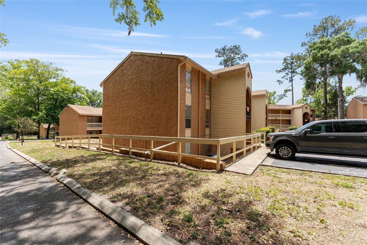 1810 NW 23rd Boulevard , Unit 163, Gainesville, FL 32605 Photo