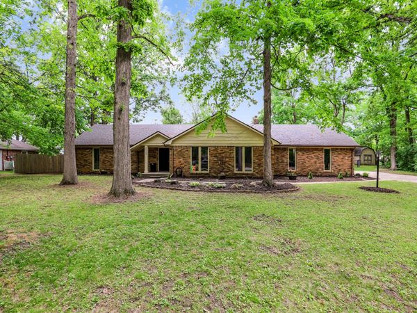 6625 Karyn Drive , Avon, IN 46123