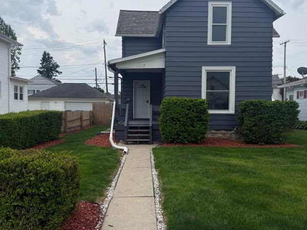 1517 Napoleon Street, Fremont, OH 43420