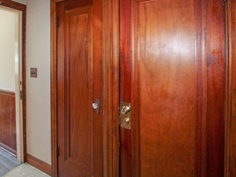 325 Jefferson Street, Port Clinton, OH 43452 Photo 5