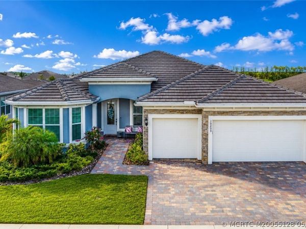 10255 SW Sarcoline Drive, Port St Lucie, FL 34987