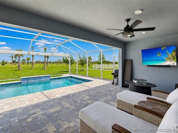 10255 SW Sarcoline Drive, Port St Lucie, FL 34987