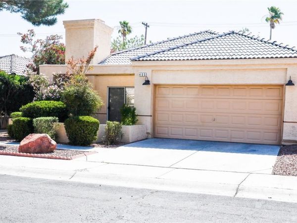 405 Mill Hollow Road , Las Vegas, NV 89107