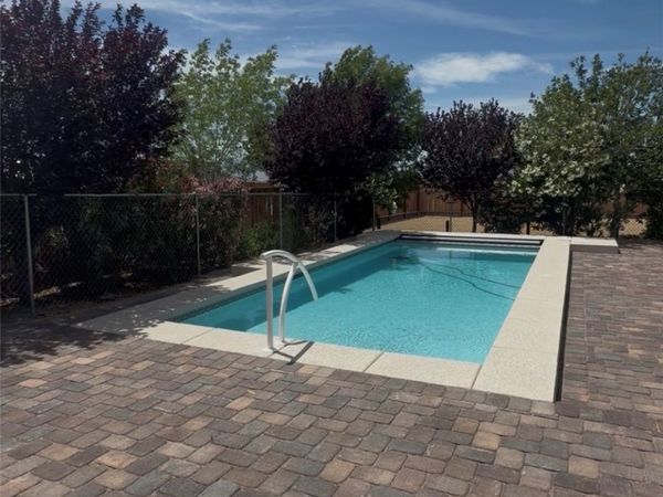 2440 S Zuni Avenue , Pahrump, NV 89048
