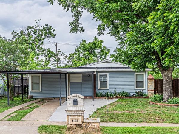 1108 Sharondale Street, Fort Worth, TX 76115